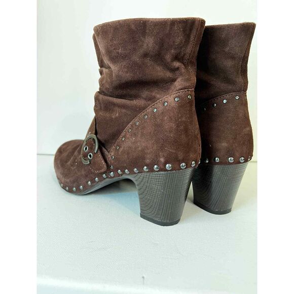 Dansko Nikita Chocolate Brown Souchy‎ Chunky Heel Suede Booties Sz 40/9.5 - Picture 2 of 4